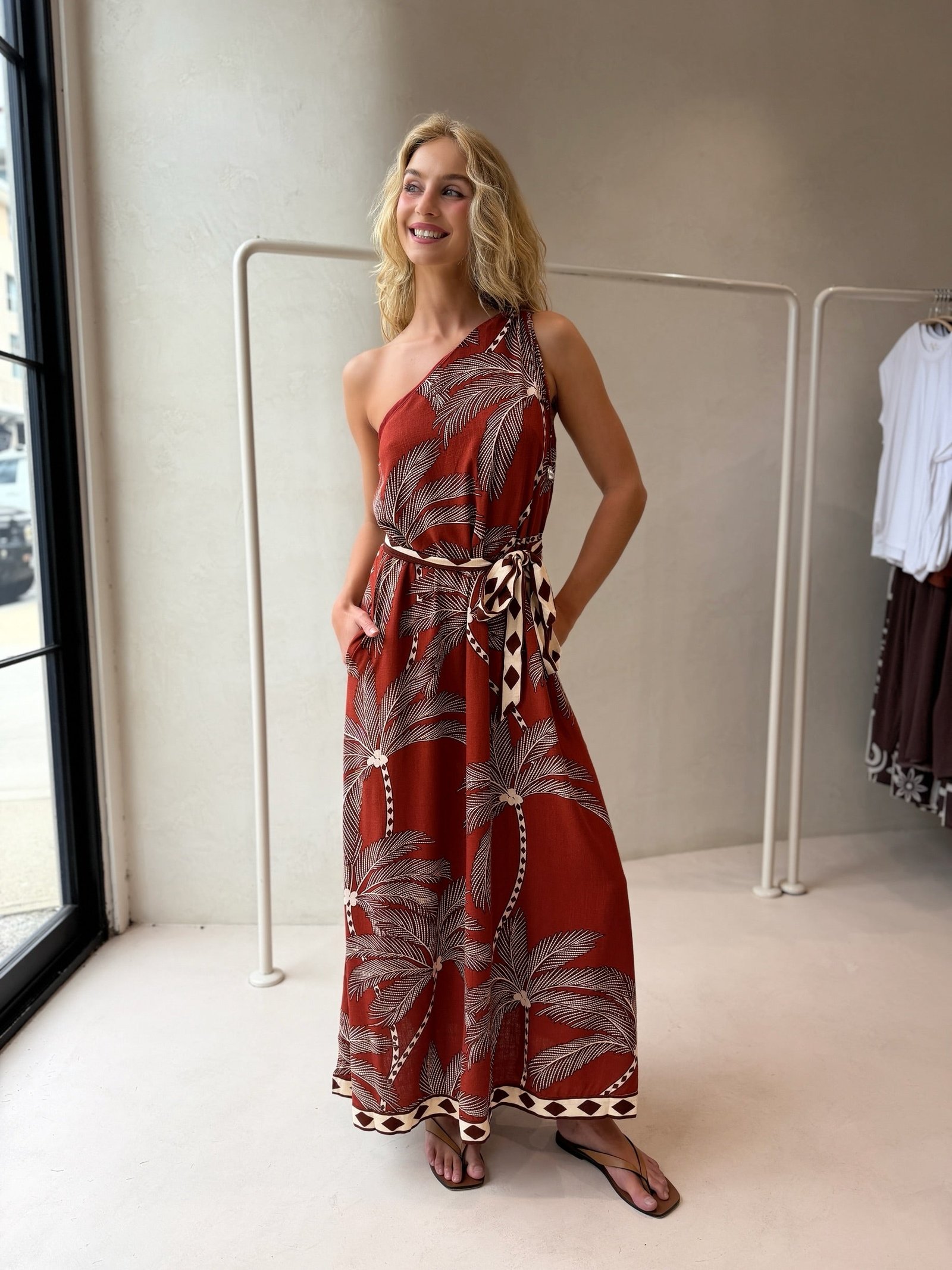 COLLAR VISTA MAXI DRESS