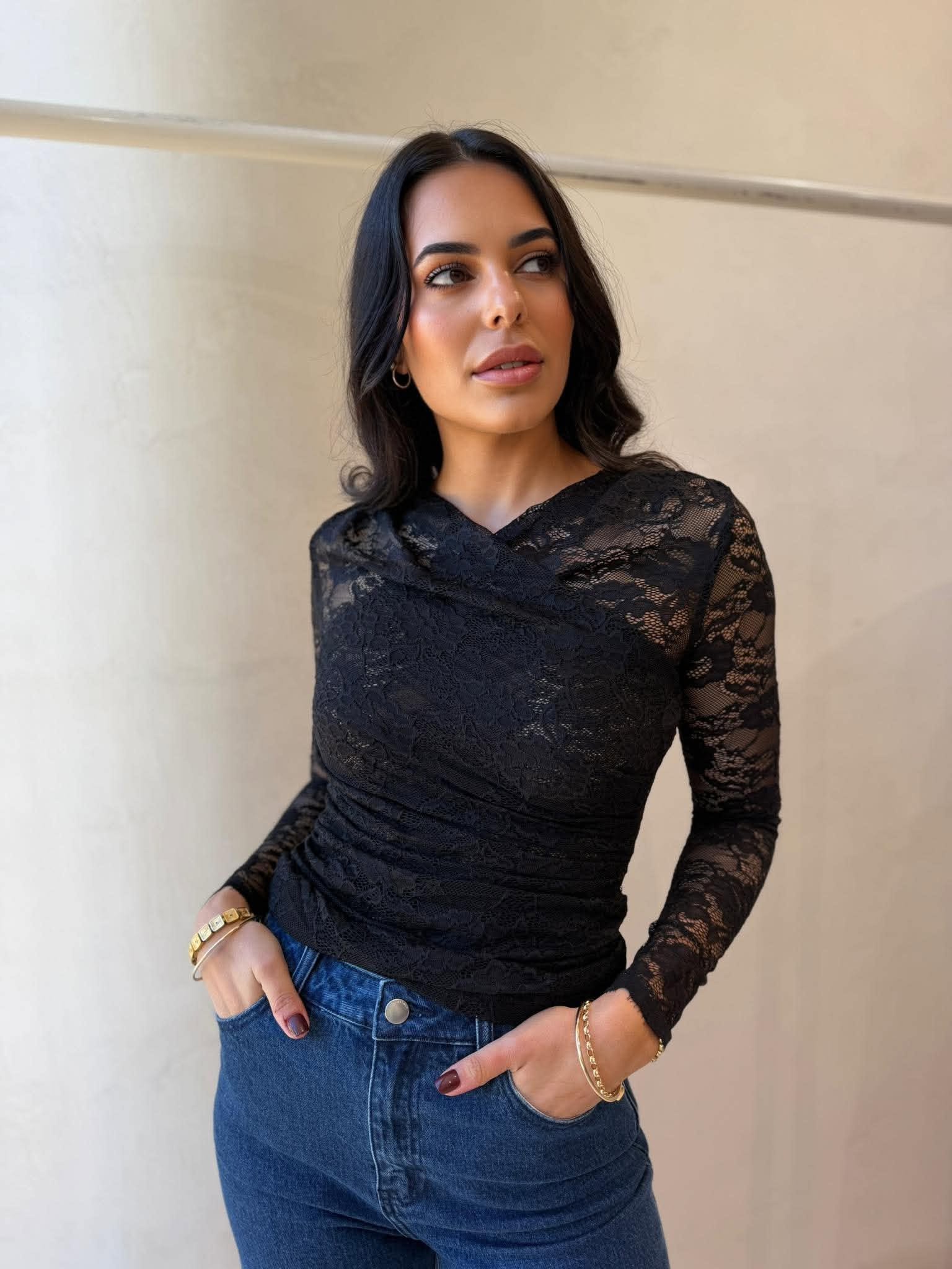 LONG SLEEVE WRAP TOP-BLACK